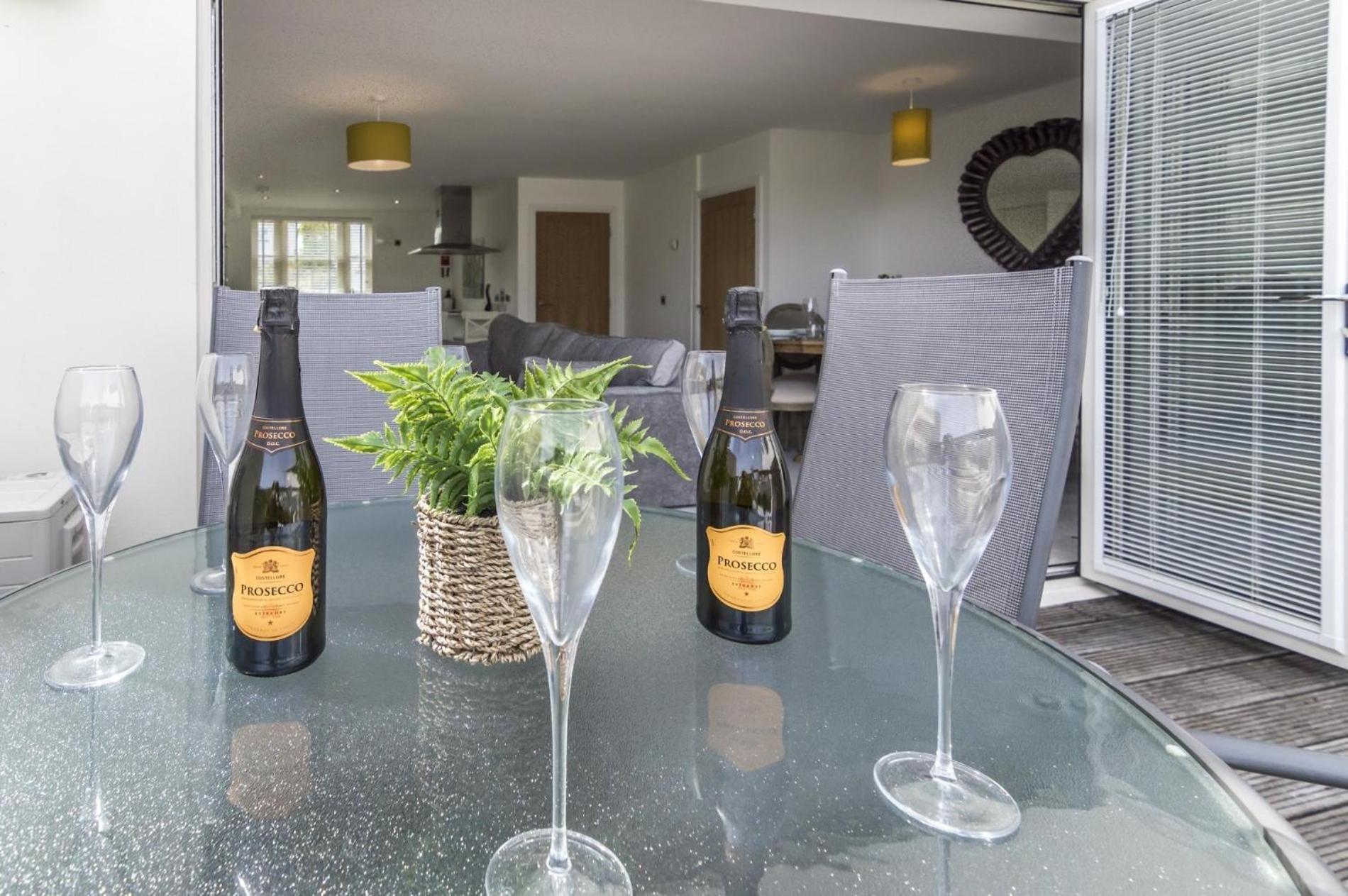 Milford Street - 5 Bedroom Luxurious Holiday Home - 손더스풋 외부 사진