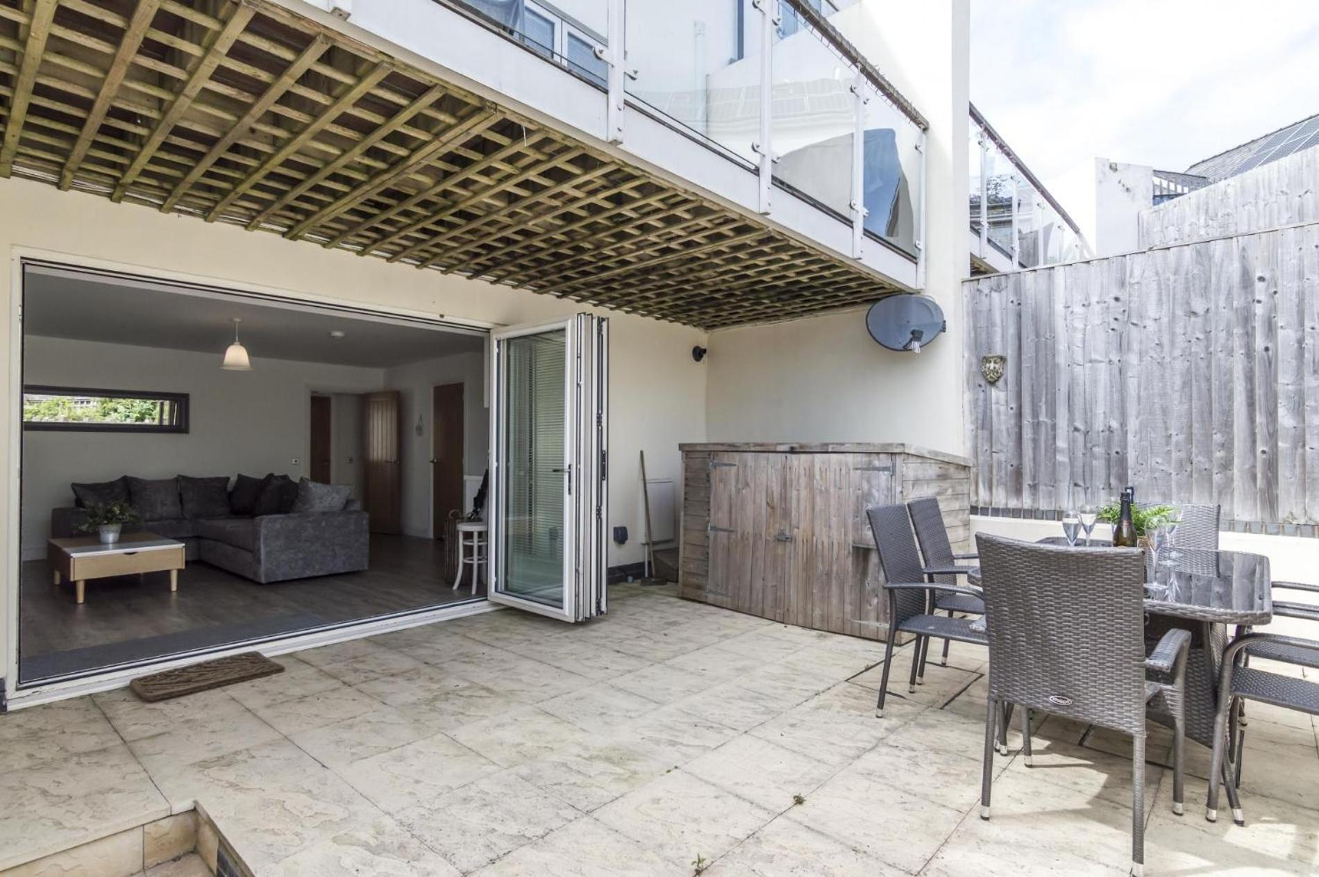 Milford Street - 5 Bedroom Luxurious Holiday Home - 손더스풋 외부 사진